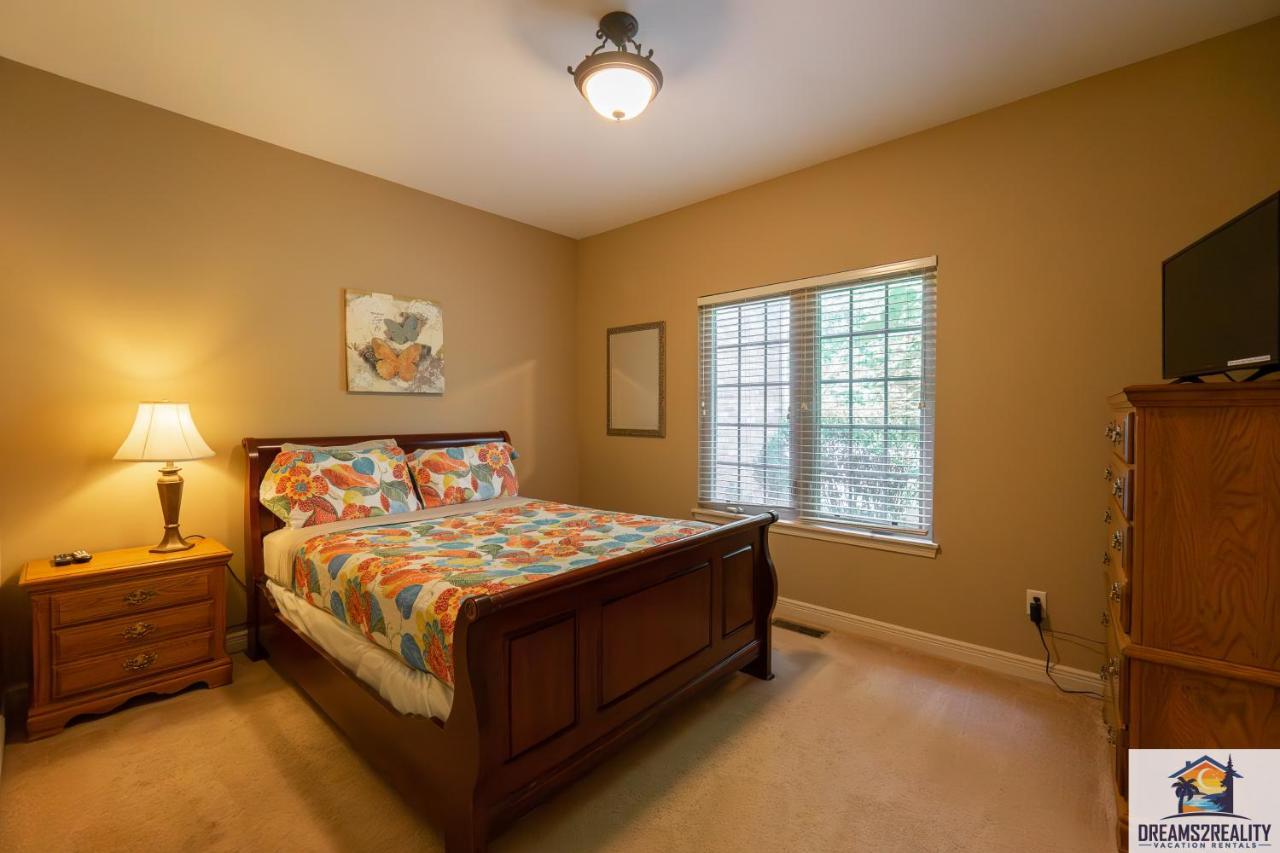 4Br Walk-In - Foosball Table - Hot Tub - Fire Pit - Free Tickets Included - Dv166 Branson Zewnętrze zdjęcie
