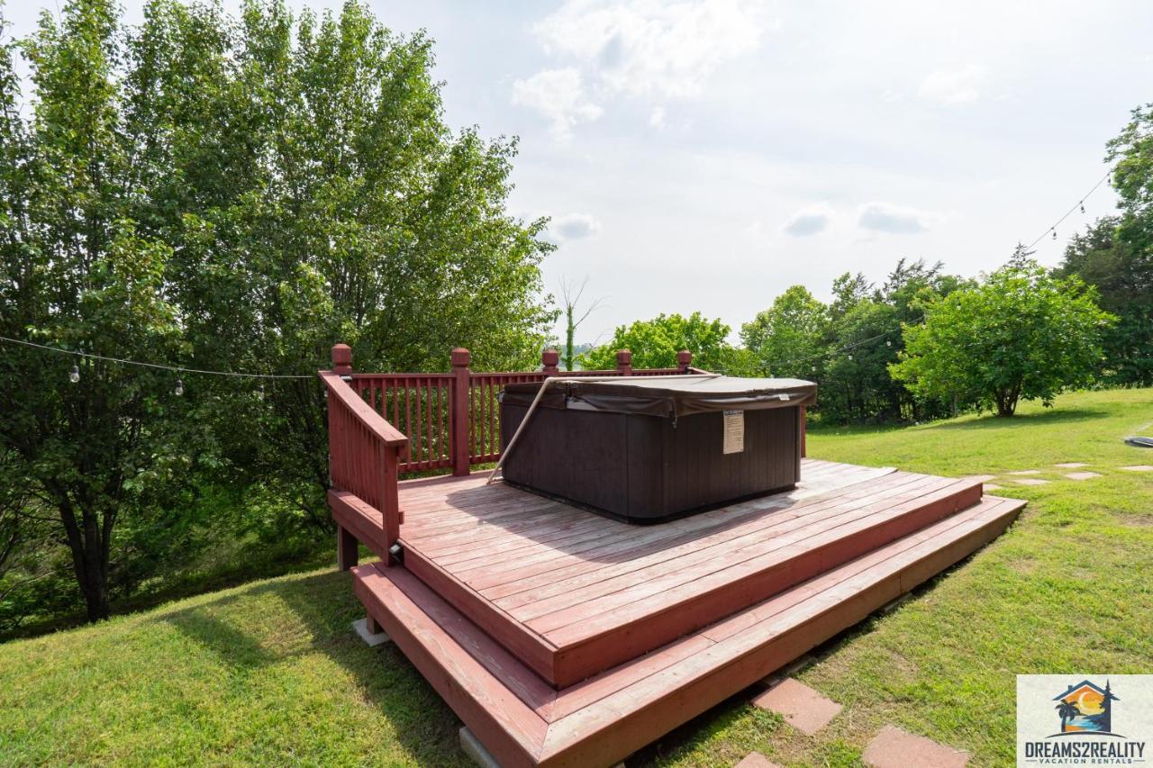 4Br Walk-In - Foosball Table - Hot Tub - Fire Pit - Free Tickets Included - Dv166 Branson Zewnętrze zdjęcie
