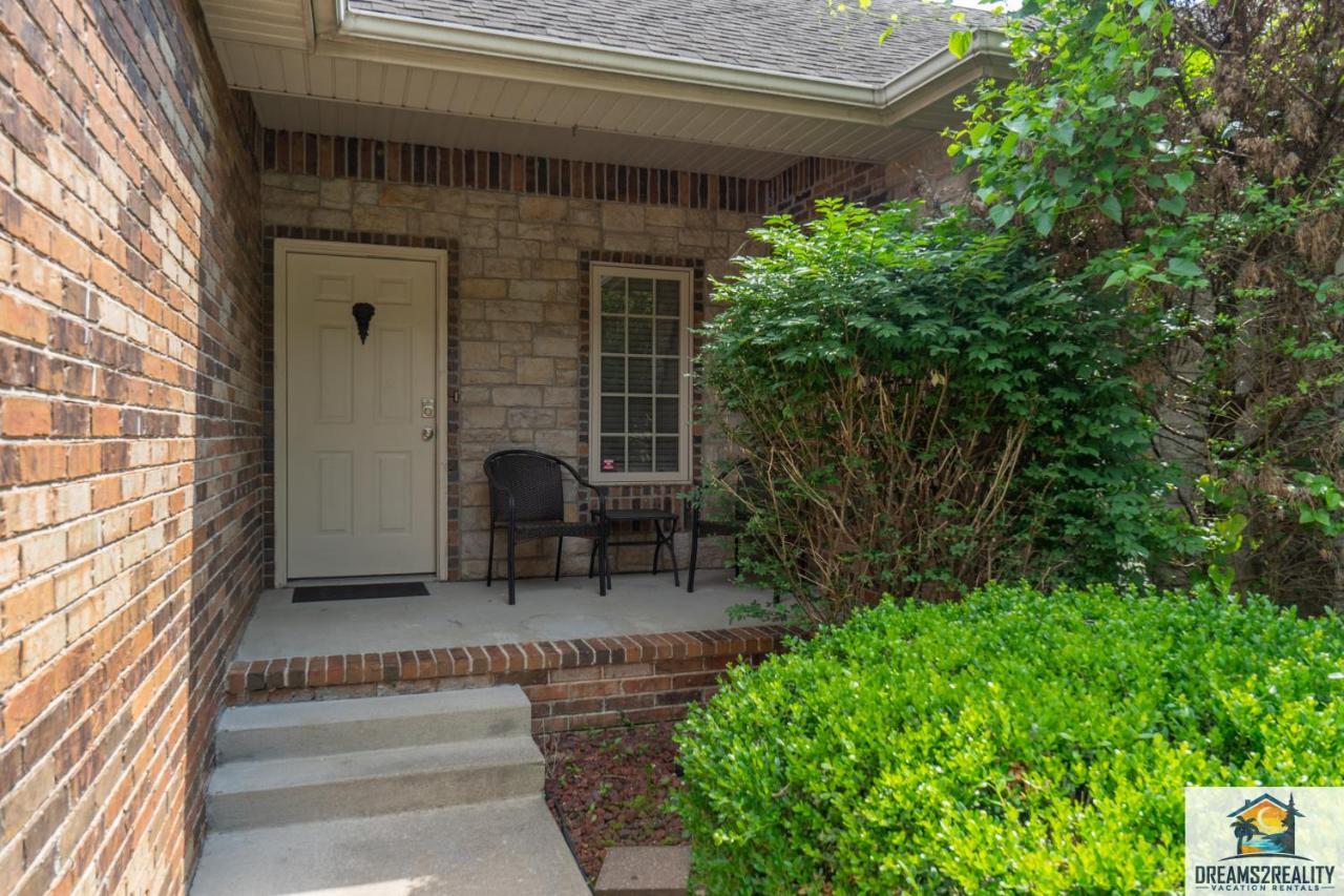 4Br Walk-In - Foosball Table - Hot Tub - Fire Pit - Free Tickets Included - Dv166 Branson Zewnętrze zdjęcie
